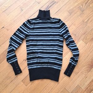 Apt. 9 Black & Gray Turtleneck Sz Small